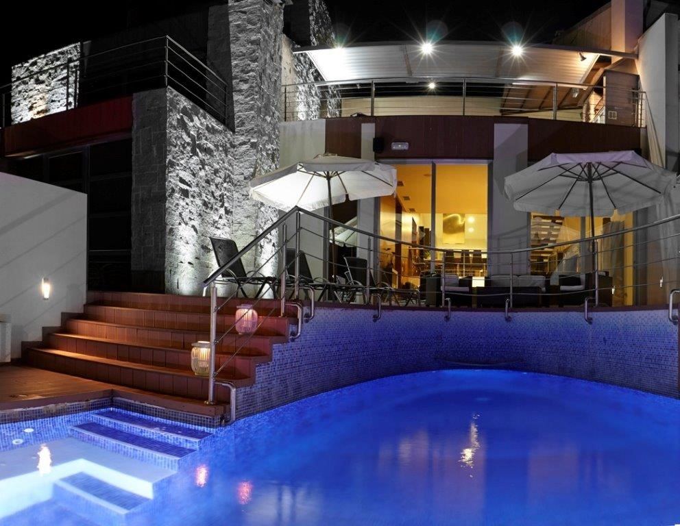 piscina de casa rural en ávila
